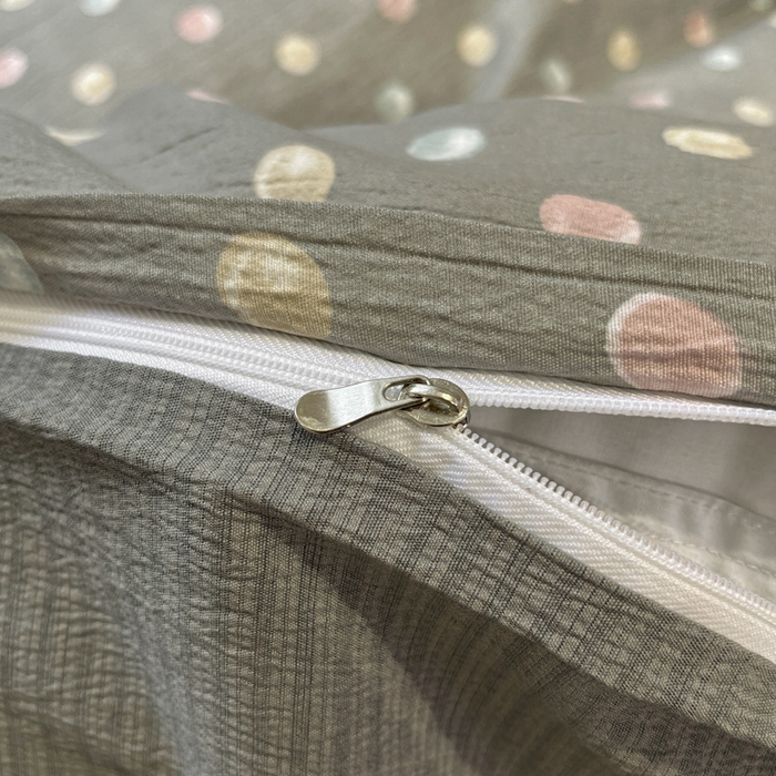 91家纺网 家纺一手货源 找家纺 王朝国际 2026爆款皱皱双层纱四件套彩色波点