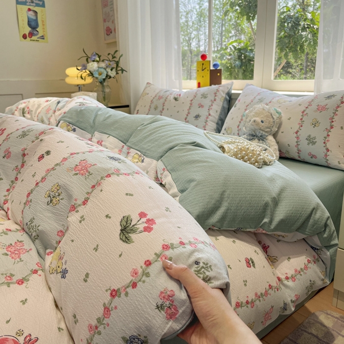 王朝国际 2026爆款皱皱双层纱四件套草莓兔