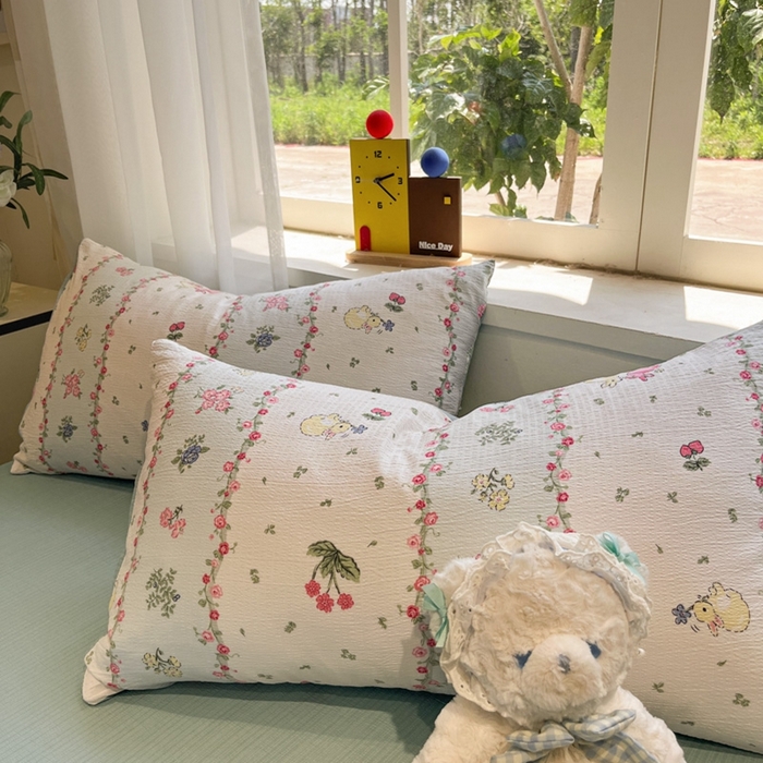 91家纺网 家纺一手货源 找家纺 王朝国际 2026爆款皱皱双层纱四件套草莓兔