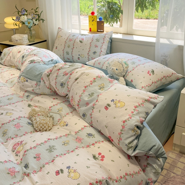 91家纺网 家纺一手货源 找家纺 王朝国际 2026爆款皱皱双层纱四件套草莓兔