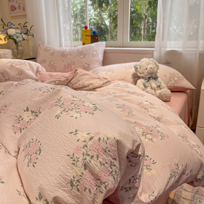 91家纺网 家纺一手货源 找家纺 王朝国际 2026爆款皱皱双层纱四件套花樱梦