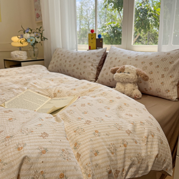 91家纺网 家纺一手货源 找家纺 王朝国际 2026爆款皱皱双层纱四件套咖啡熊