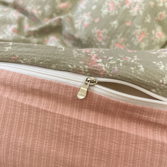 91家纺网 家纺一手货源 找家纺 王朝国际 2026爆款皱皱双层纱四件套盛夏玫瑰