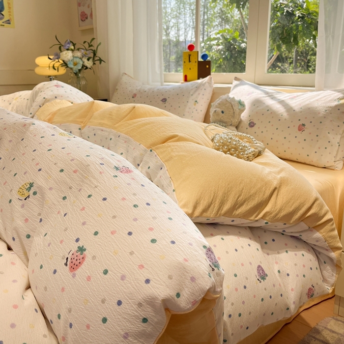 91家纺网 家纺一手货源 找家纺 王朝国际 2026爆款皱皱双层纱四件套芝士莓莓