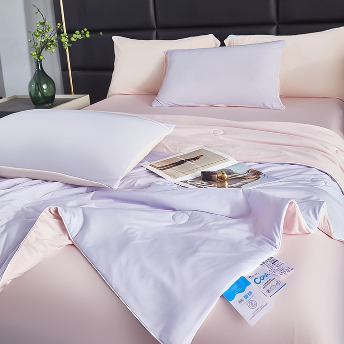 91家纺网 家纺一手货源 找家纺 中国龙家纺 2025新款凉感丝夏凉被 浅粉淡紫