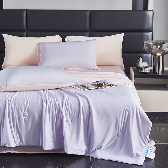 91家纺网 家纺一手货源 找家纺 中国龙家纺 2025新款凉感丝夏凉被 浅粉淡紫