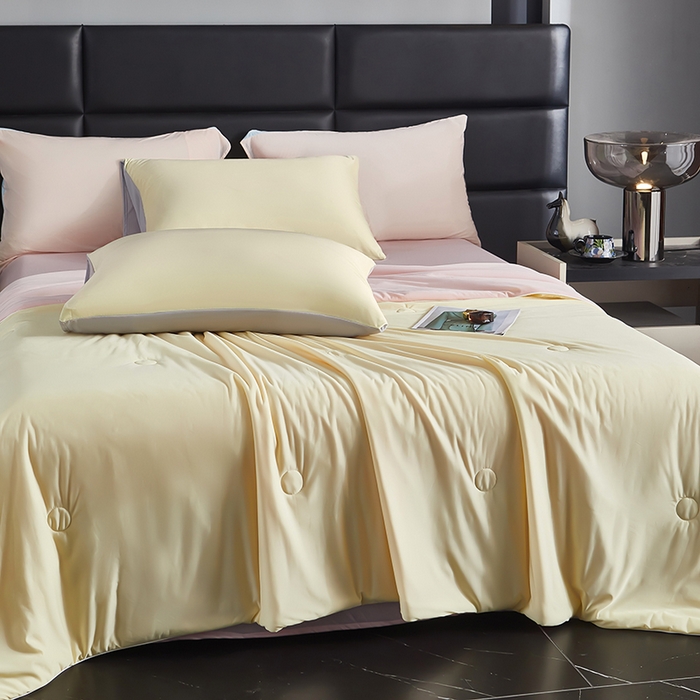 91家纺网 家纺一手货源 找家纺 中国龙家纺 2025新款凉感丝夏凉被 浅粉鹅黄