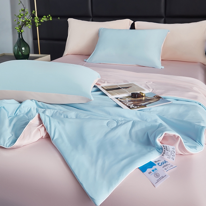 91家纺网 家纺一手货源 找家纺 中国龙家纺 2025新款凉感丝夏凉被 浅粉天兰