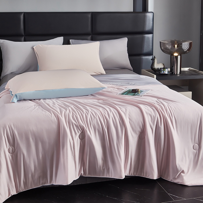 91家纺网 家纺一手货源 找家纺 中国龙家纺 2025新款凉感丝夏凉被 浅灰淡粉