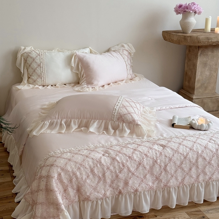 91家纺网 家纺一手货源 找家纺 （总）佳汐蓝家纺 2025 春夏新品60s兰精天丝夏被四件套-爱莎