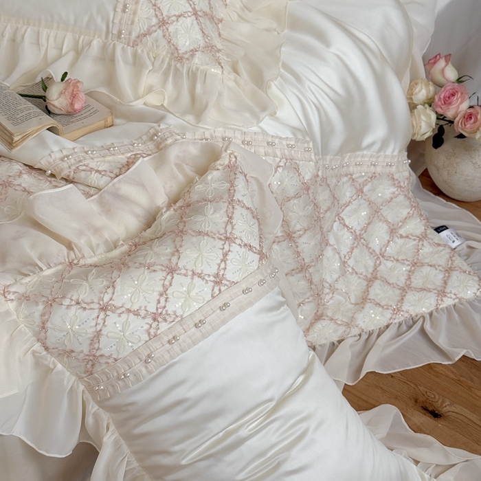 91家纺网 家纺一手货源 找家纺 佳汐蓝家纺 2025 春夏新品60s兰精天丝夏被四件套-爱莎 爱莎-白色