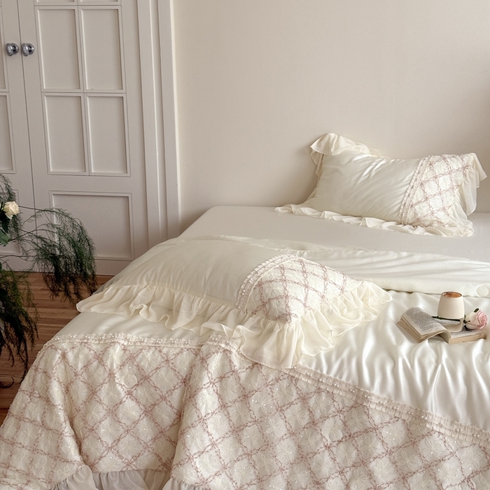 91家纺网 家纺一手货源 找家纺 佳汐蓝家纺 2025 春夏新品60s兰精天丝夏被四件套-爱莎 爱莎-白色