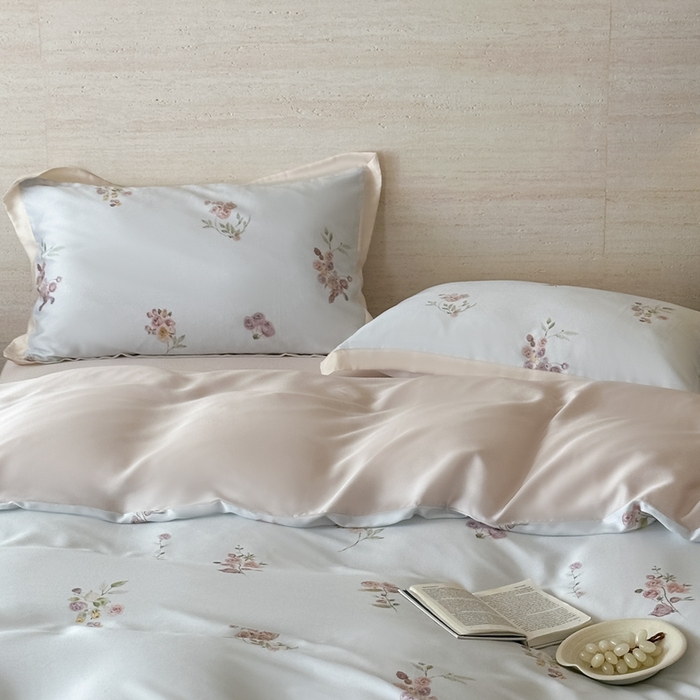 91家纺网 家纺一手货源 找家纺 （总）佳汐蓝家纺 2025 春夏新品60支兰精天丝数码印花四件套-小苍兰花语