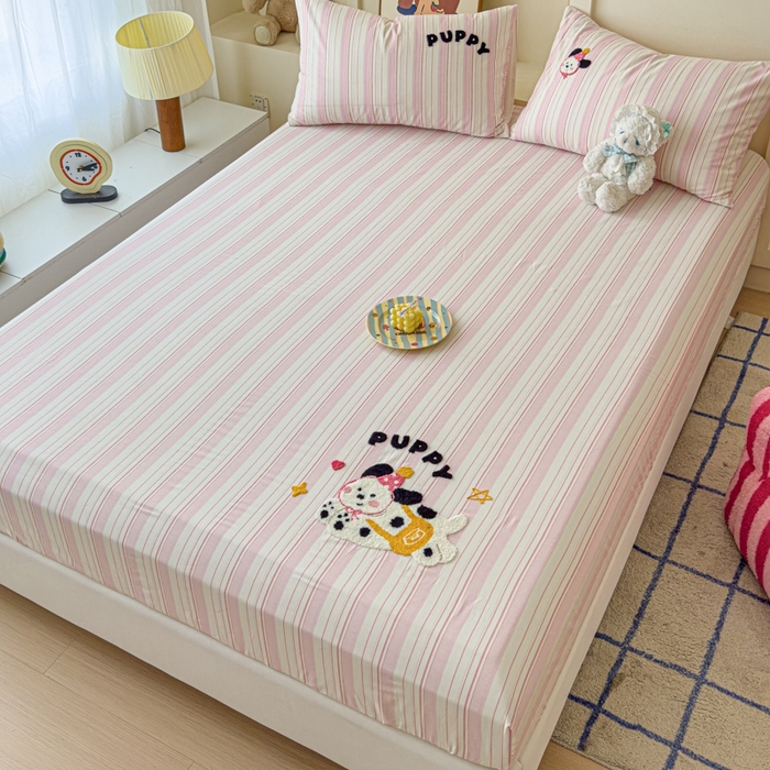 91家纺网 家纺一手货源 找家纺 感遇家纺 2025新款毛巾绣床笠三件套 背包小狗