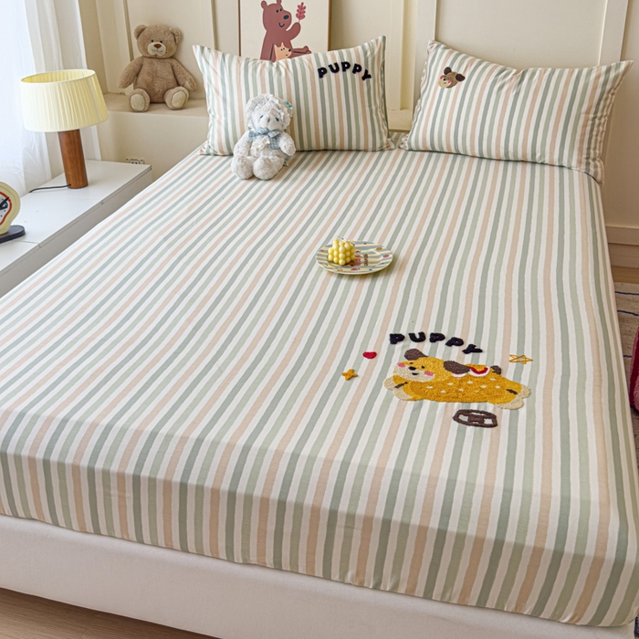 91家纺网 家纺一手货源 找家纺 感遇家纺 2025新款毛巾绣床笠三件套 快乐狗