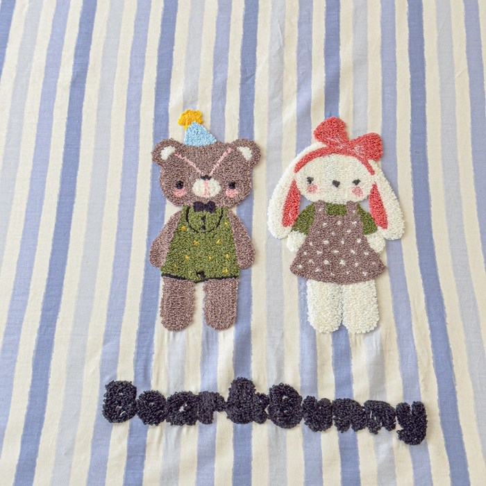 91家纺网 家纺一手货源 找家纺 感遇家纺 2025新款毛巾绣床笠三件套 萌伴