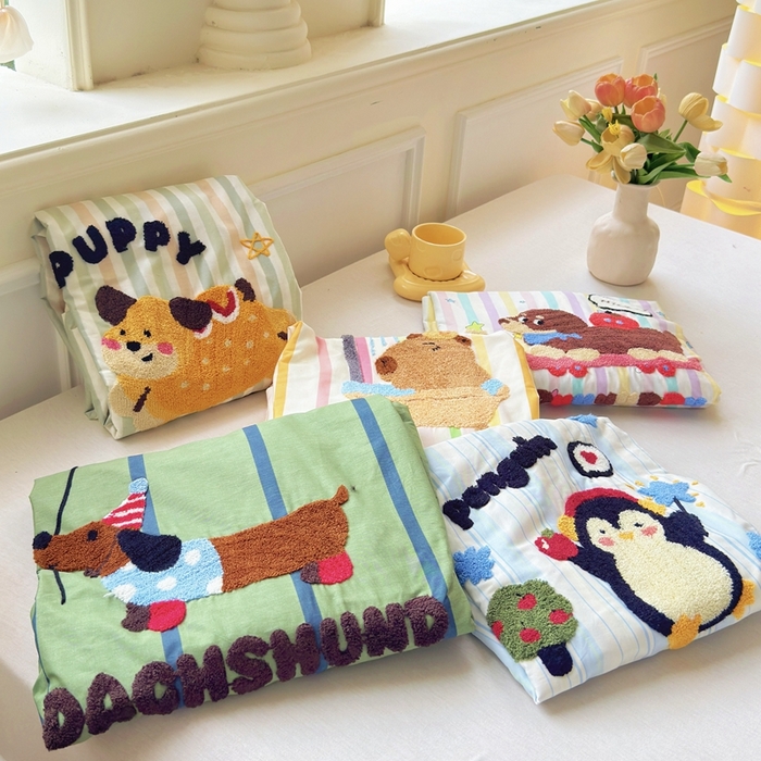 91家纺网 家纺一手货源 找家纺 感遇家纺 2025新款毛巾绣床笠三件套 组合图仅供参考