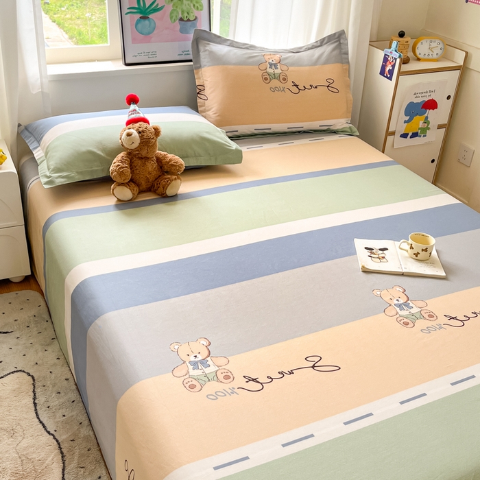 91家纺网 家纺一手货源 找家纺 2025新款全棉印花小清新单品系列-单床单摩登熊宝