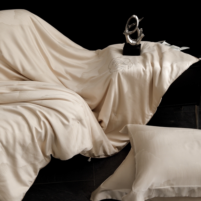 91家纺网 家纺一手货源 找家纺 （总）俏企鹅羽绒精品馆 2025新款60S 大提花蚕丝夏被蚕丝被-锦鲤跃龙门