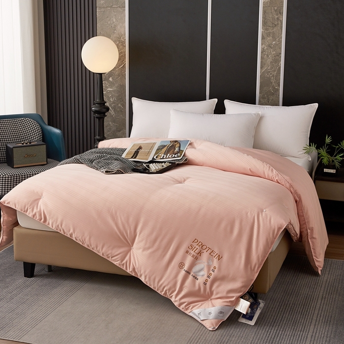 91家纺网 家纺一手货源 找家纺 喜糯糯 2025新款长绒棉提花被子被芯 粉玉