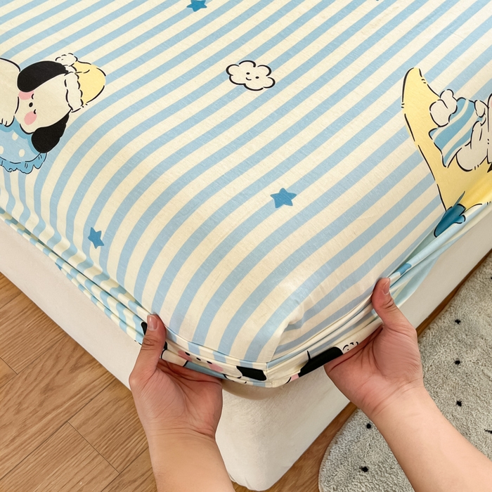 91家纺网 家纺一手货源 找家纺 2025新款全棉印花小清新单品系列-单床笠酣睡狗