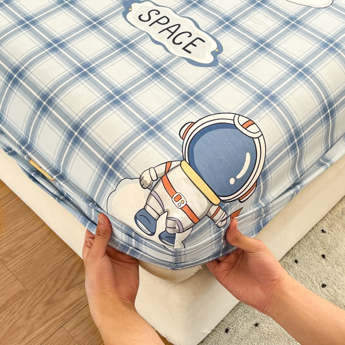 91家纺网 家纺一手货源 找家纺 2025新款全棉印花小清新单品系列-单床笠奇幻宇宙