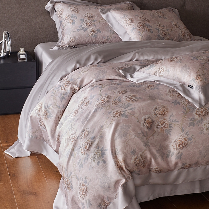 91家纺网 家纺一手货源 找家纺 蕾诺家纺 2025新款60支进口奥地利兰精天丝数码印花四件套 长乐-木槿粉