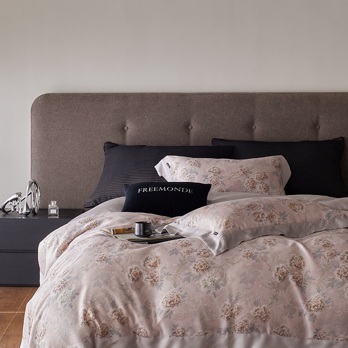 91家纺网 家纺一手货源 找家纺 蕾诺家纺 2025新款60支进口奥地利兰精天丝数码印花四件套 长乐-木槿粉