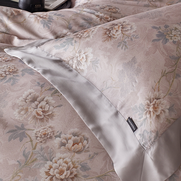 91家纺网 家纺一手货源 找家纺 蕾诺家纺 2025新款60支进口奥地利兰精天丝数码印花四件套 长乐-木槿粉