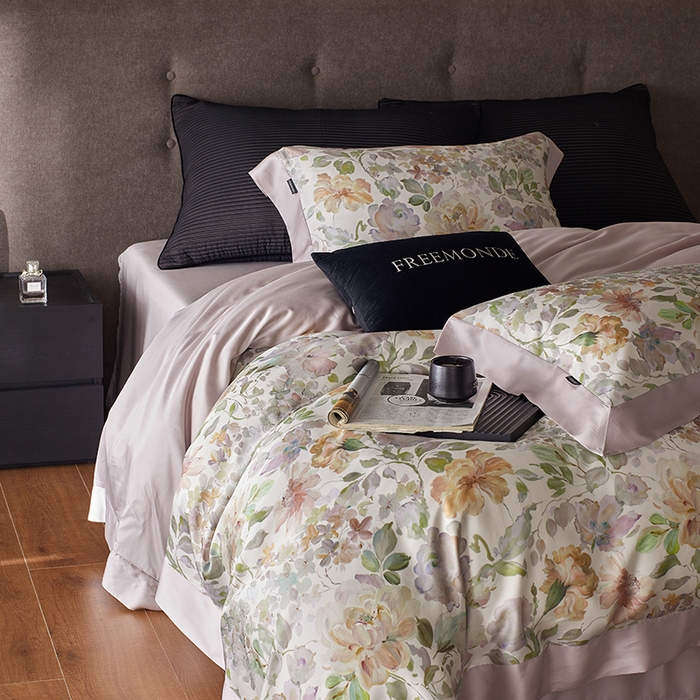 91家纺网 家纺一手货源 找家纺 蕾诺家纺 2025新款60支进口奥地利兰精天丝数码印花四件套 香颂-桃夭粉