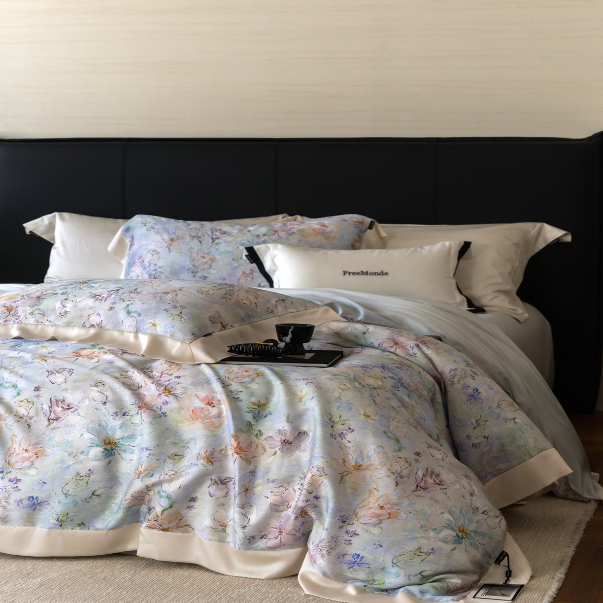 91家纺网 家纺一手货源 找家纺 蕾诺家纺 2025新款60支进口奥地利兰精天丝数码印花四件套 微芒-星蓝