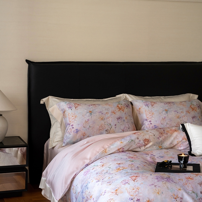 91家纺网 家纺一手货源 找家纺 蕾诺家纺 2025新款60支进口奥地利兰精天丝数码印花四件套 微芒-轻紫