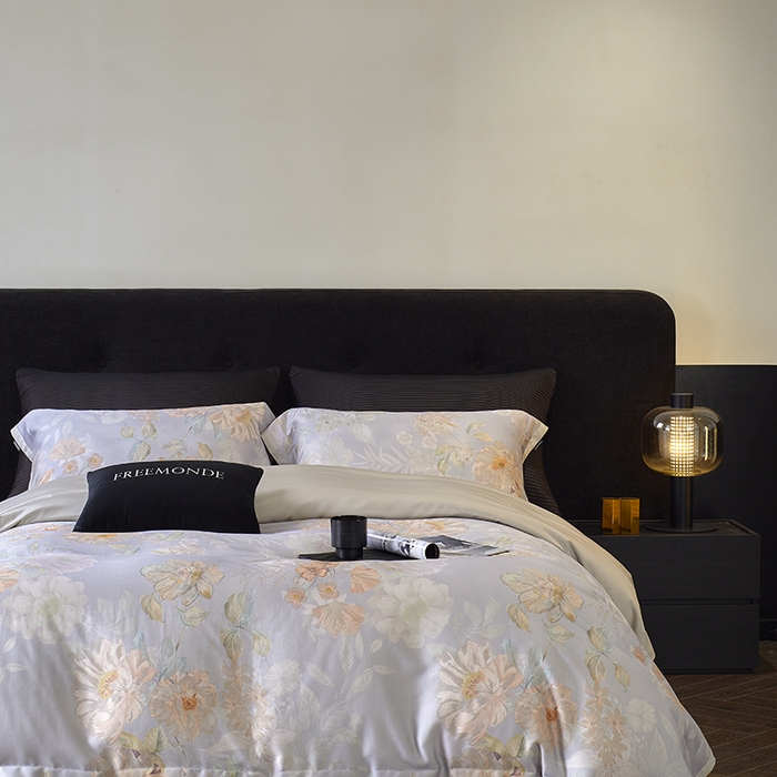 91家纺网 家纺一手货源 找家纺 蕾诺家纺 2025新款60支进口奥地利兰精天丝数码印花四件套 挽风-晴蓝