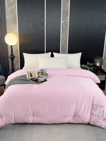 91家纺网 家纺一手货源 找家纺 喜糯糯 2025新款长绒棉提花被子被芯 樱花粉