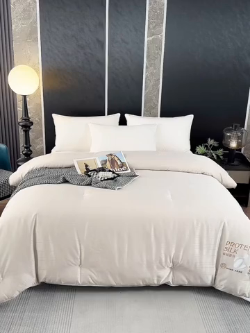 91家纺网 家纺一手货源 找家纺 喜糯糯 2025新款长绒棉提花被子被芯 云烟灰