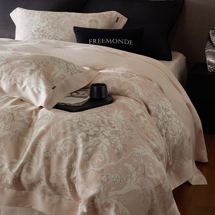 91家纺网 家纺一手货源 找家纺 蕾诺家纺 2025新款60支进口奥地利兰精天丝数码印花四件套 娜塔莎-贝壳粉