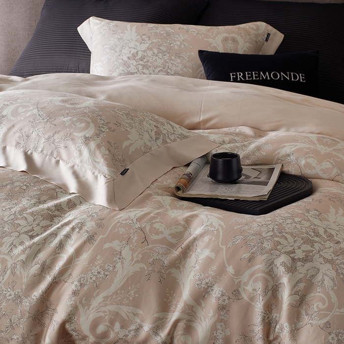 91家纺网 家纺一手货源 找家纺 蕾诺家纺 2025新款60支进口奥地利兰精天丝数码印花四件套 娜塔莎-贝壳粉