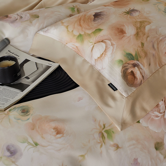 91家纺网 家纺一手货源 找家纺 蕾诺家纺 2025新款60支进口奥地利兰精天丝数码印花四件套 花离海-香槟