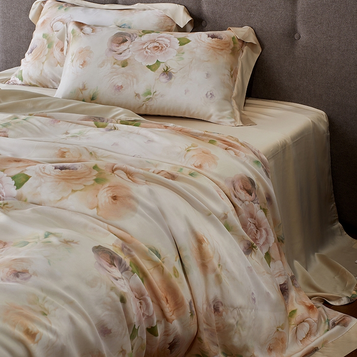 91家纺网 家纺一手货源 找家纺 蕾诺家纺 2025新款60支进口奥地利兰精天丝数码印花四件套 花离海-香槟