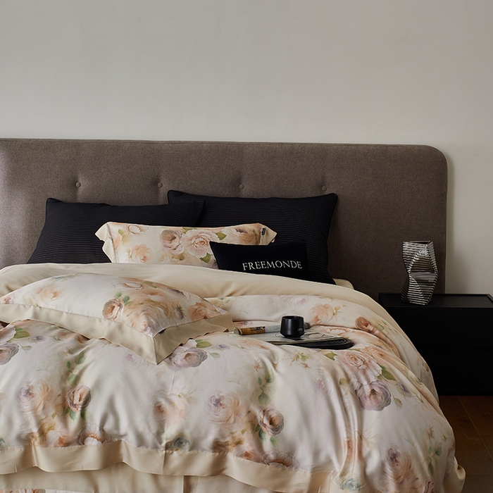 91家纺网 家纺一手货源 找家纺 蕾诺家纺 2025新款60支进口奥地利兰精天丝数码印花四件套 花离海-香槟