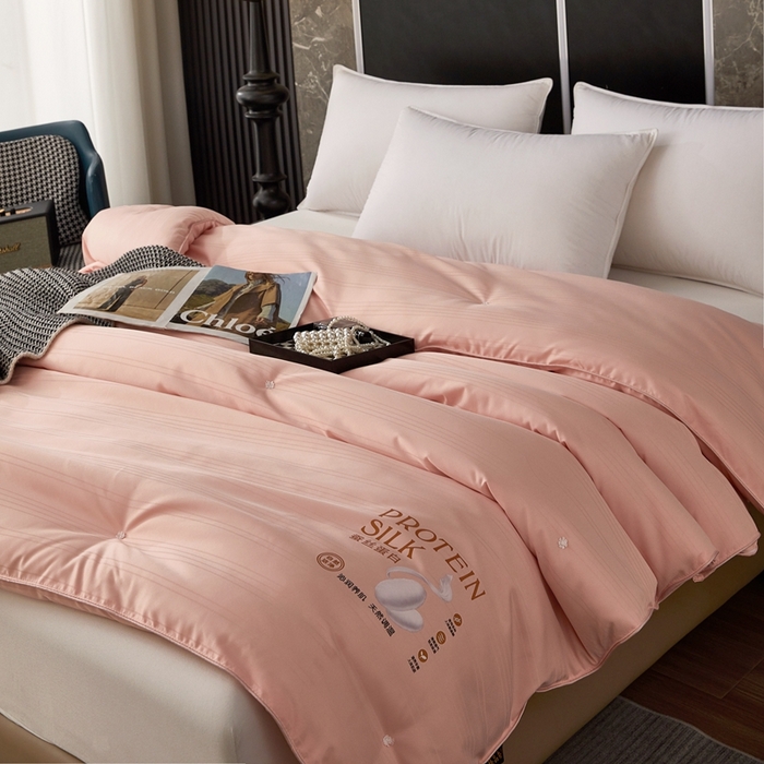 91家纺网 家纺一手货源 找家纺 喜糯糯 2025新款长绒棉提花被子被芯 粉玉