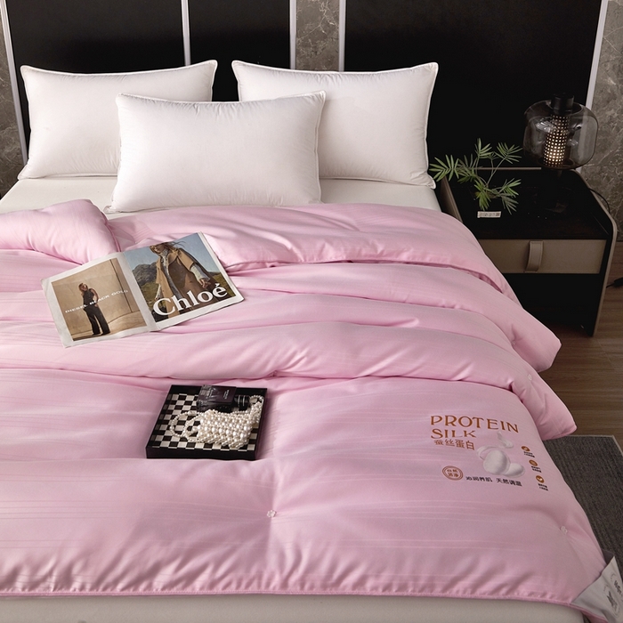 91家纺网 家纺一手货源 找家纺 喜糯糯 2025新款长绒棉提花被子被芯 樱花粉