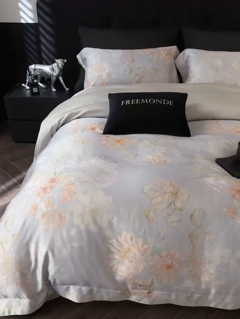 91家纺网 家纺一手货源 找家纺 蕾诺家纺 2025新款60支进口奥地利兰精天丝数码印花四件套 挽风-晴蓝