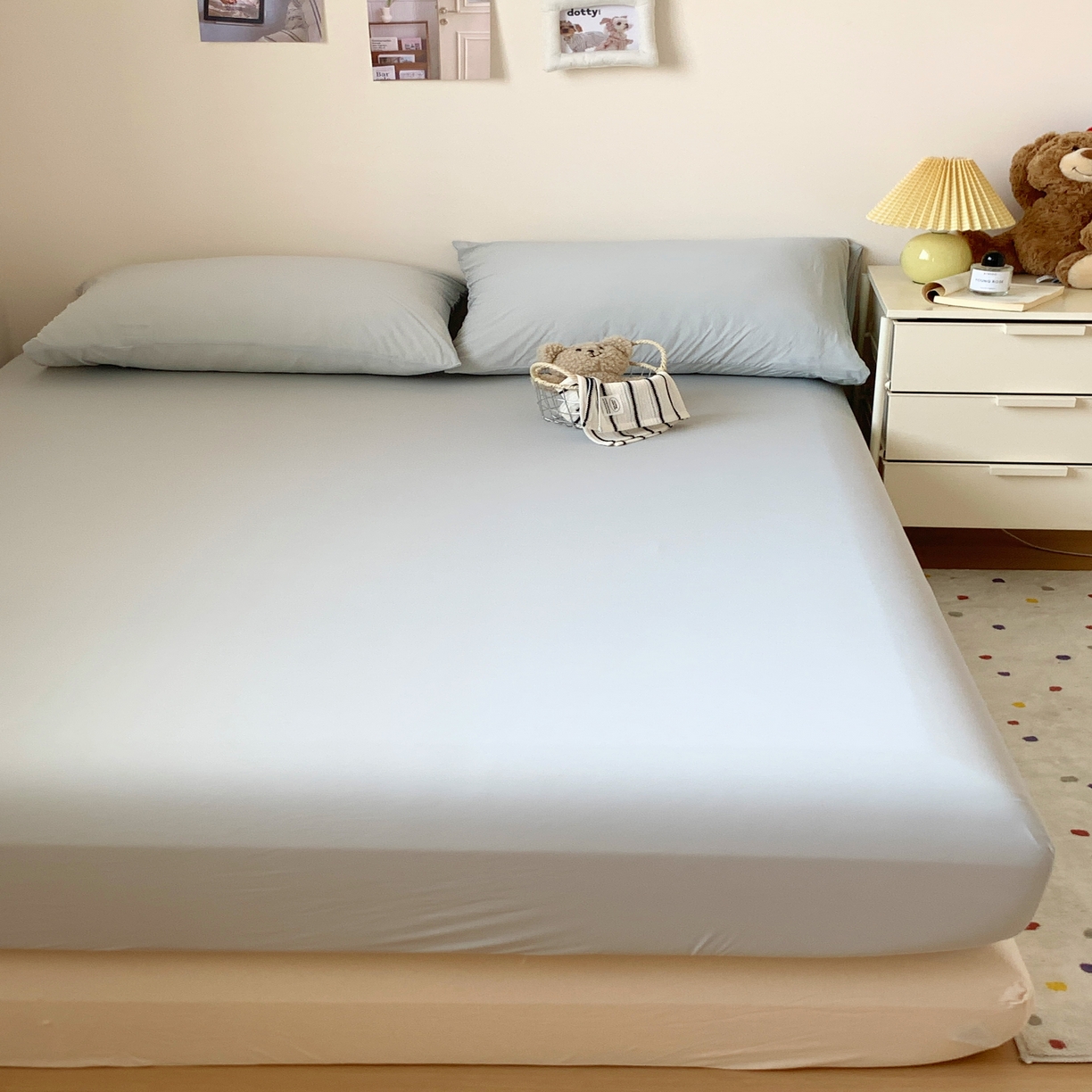 91家纺网 家纺一手货源 找家纺 桃喜 2025新A类 “冰纱”双拼凉感双层纱锦氨夏被夏凉被空调被 床笠三件套-灰色