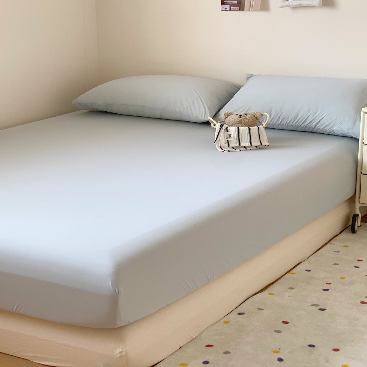 91家纺网 家纺一手货源 找家纺 桃喜 2025新A类 “冰纱”双拼凉感双层纱锦氨夏被夏凉被空调被 床笠三件套-灰色