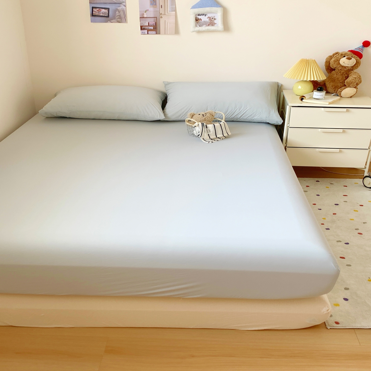 91家纺网 家纺一手货源 找家纺 桃喜 2025新A类 “冰纱”双拼凉感双层纱锦氨夏被夏凉被空调被 床笠三件套-灰色