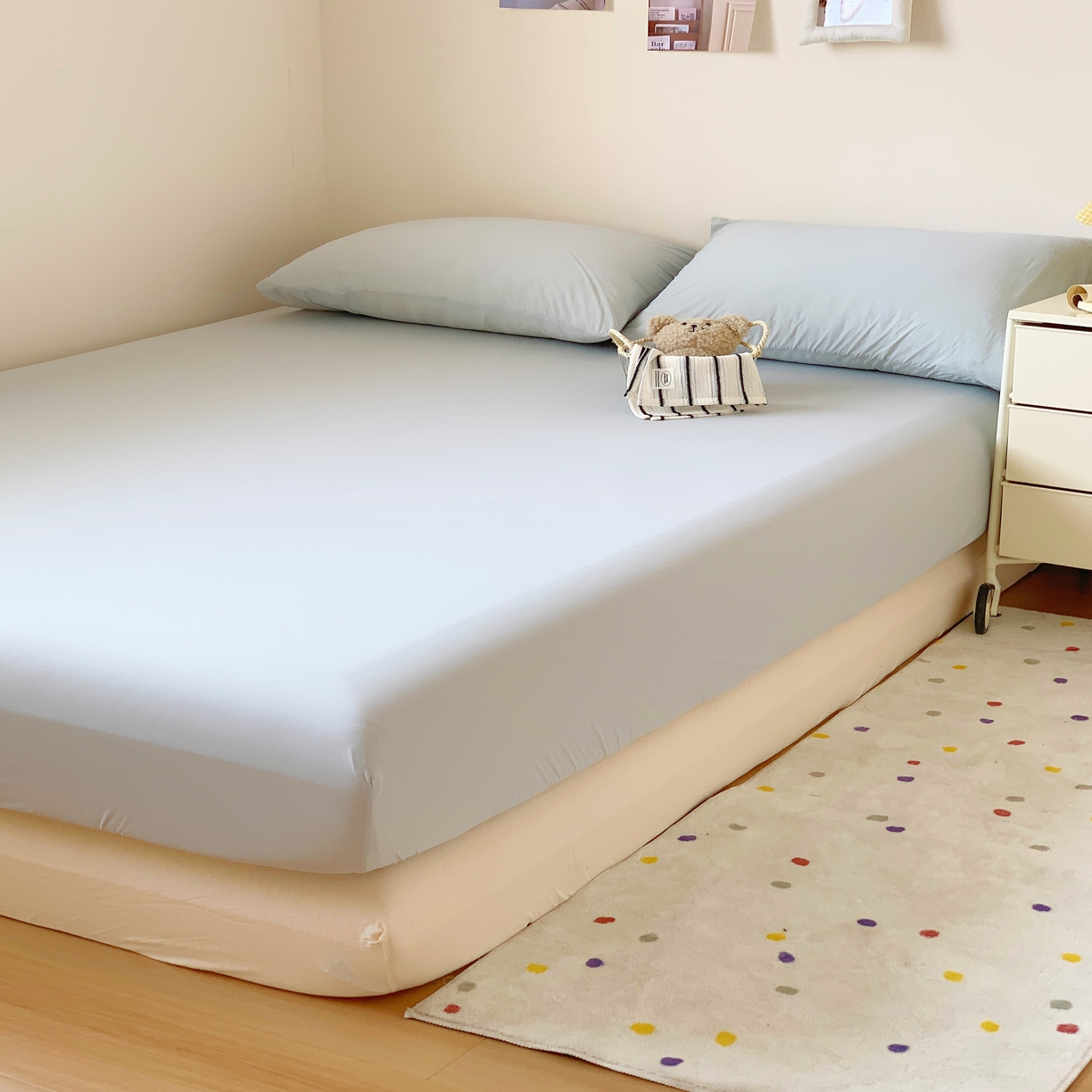 91家纺网 家纺一手货源 找家纺 桃喜 2025新A类 “冰纱”双拼凉感双层纱锦氨夏被夏凉被空调被 床笠三件套-灰色