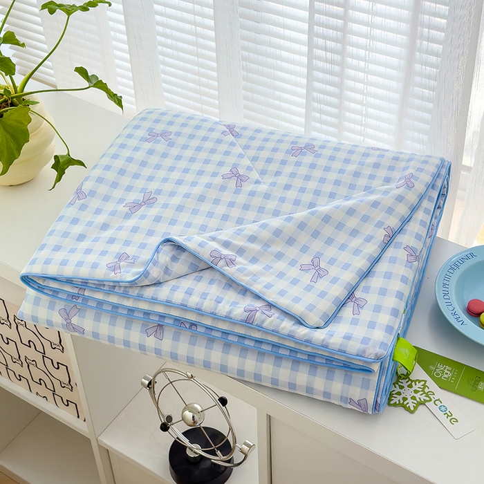 91家纺网 家纺一手货源 找家纺 （总）赫梵茜 2025春夏新款无套路不墨迹锦氨凉感丝双面印花小冰皮夏被夏凉被空调被可机洗