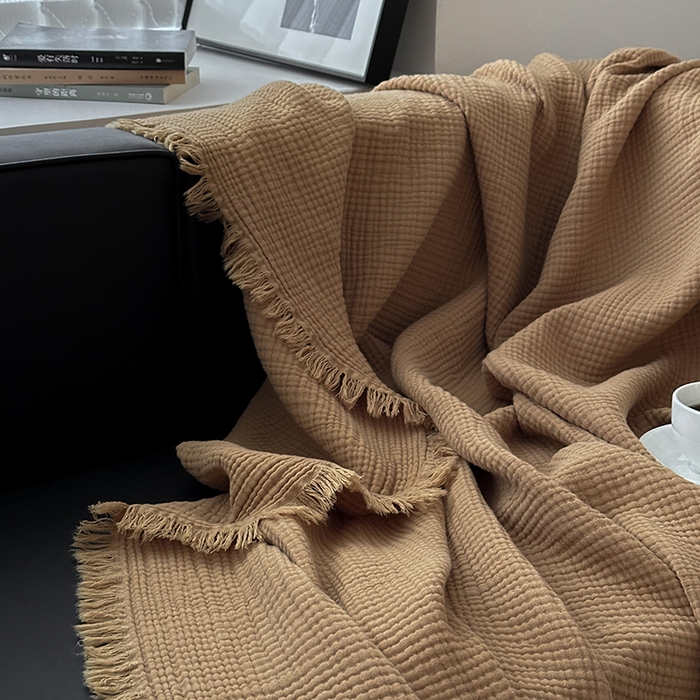 91家纺网 家纺一手货源 找家纺 山舍家居 2025年全棉四层纱布流苏盖毯夏被沙发巾 豆蔻