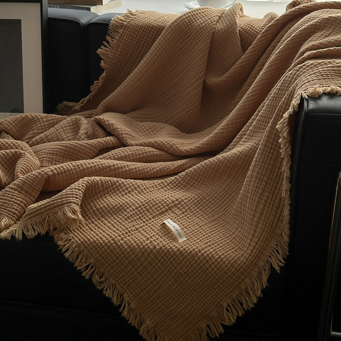 91家纺网 家纺一手货源 找家纺 山舍家居 2025年全棉四层纱布流苏盖毯夏被沙发巾 豆蔻